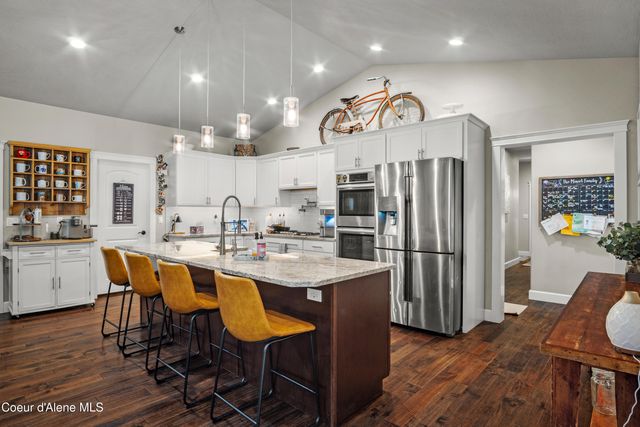 3110 E Lake Forest DR, Hayden Lake, ID 83835