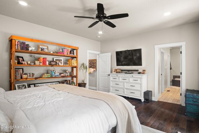 3110 E Lake Forest DR, Hayden Lake, ID 83835