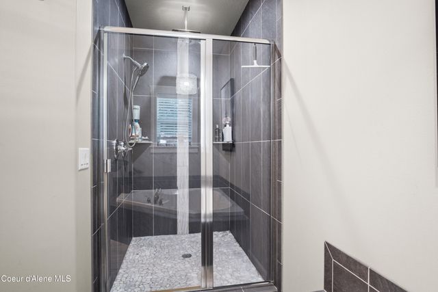 3110 E Lake Forest DR, Hayden Lake, ID 83835
