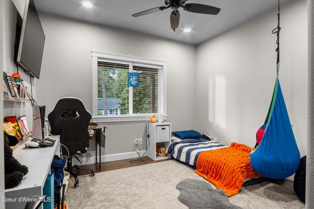 3110 E Lake Forest DR, Hayden Lake, ID 83835