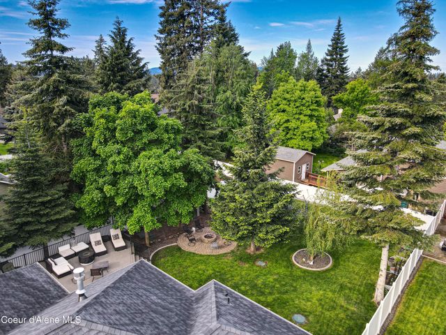 3110 E Lake Forest DR, Hayden Lake, ID 83835
