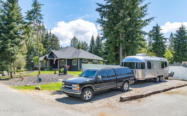 3110 E Lake Forest DR, Hayden Lake, ID 83835