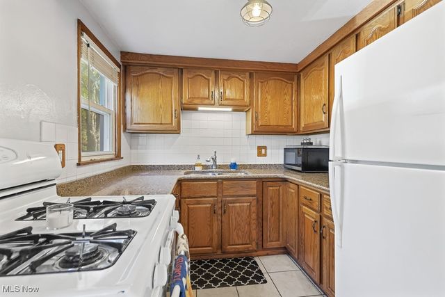 735 30th Street NW, Canton, OH 44709