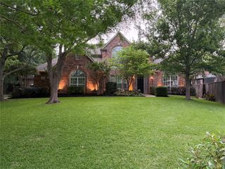 408 Parkwood Court, Southlake, TX 76092