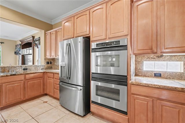 4550 Riva De Romanza Street, Las Vegas, NV 89135