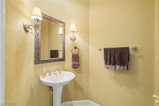 4550 Riva De Romanza Street, Las Vegas, NV 89135