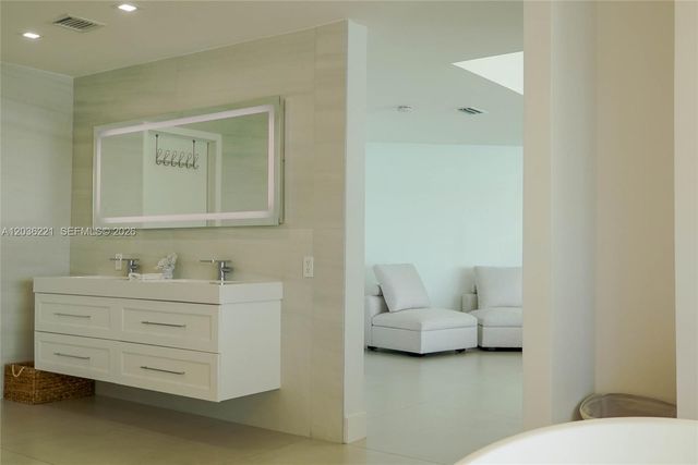 7720 Miami View Dr, North Bay Village, FL 33141