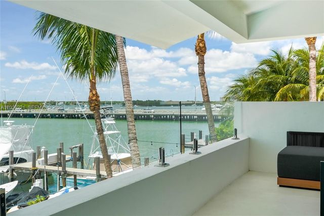 7720 Miami View Dr, North Bay Village, FL 33141