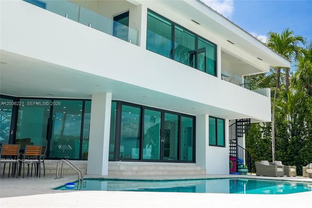 7720 Miami View Dr, North Bay Village, FL 33141