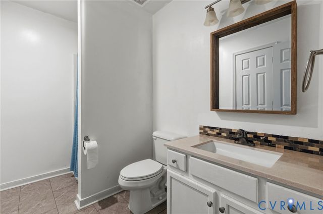 1007 Arlington Rd, Hopewell, VA 23860