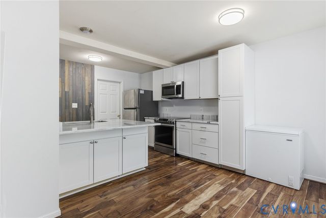 1007 Arlington Rd, Hopewell, VA 23860