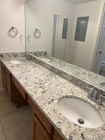 1311 Antoine 212, Houston, TX 77055
