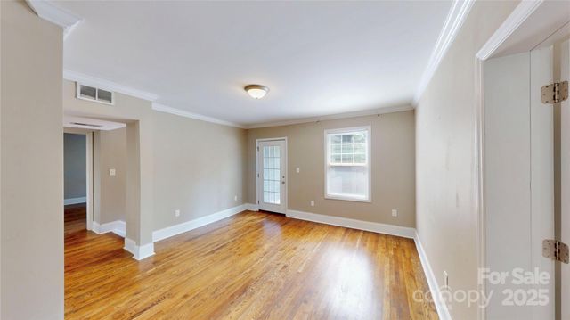 2131 Kirkwood Avenue 8, Charlotte, NC 28203