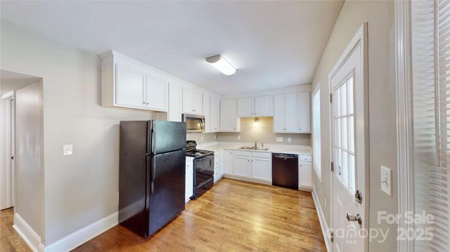 2131 Kirkwood Avenue 8, Charlotte, NC 28203