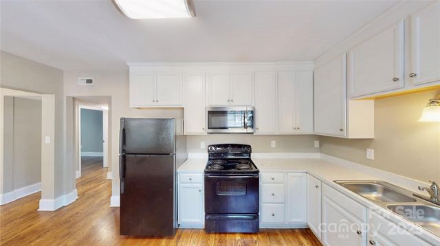 2131 Kirkwood Avenue 8, Charlotte, NC 28203