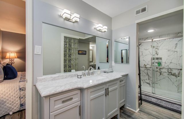891 Davis Road, League City, TX 77573
