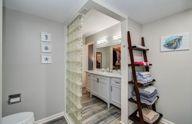 891 Davis Road, League City, TX 77573