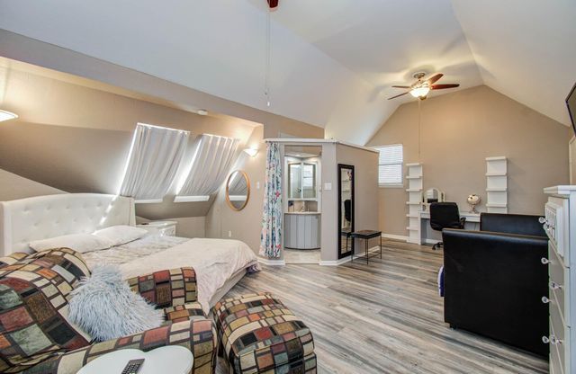 891 Davis Road, League City, TX 77573
