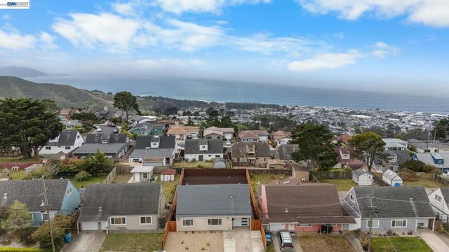460 Inverness Dr, Pacifica, CA 94044