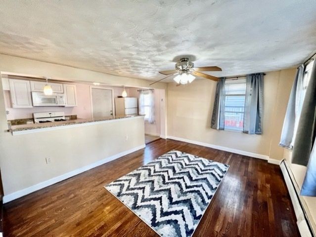 14 Amity St 1, Lynn, MA 01902