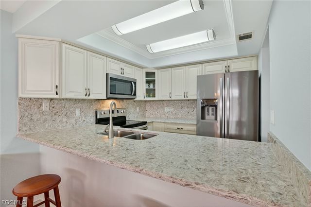 5755 Foxlake DR C, North Fort Myers, FL 33917