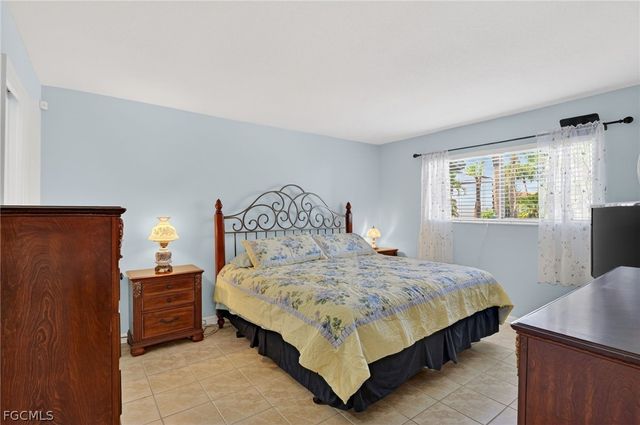 5755 Foxlake DR C, North Fort Myers, FL 33917