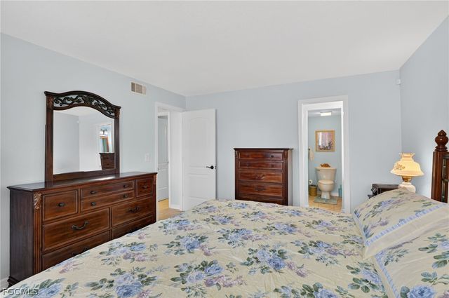 5755 Foxlake DR C, North Fort Myers, FL 33917