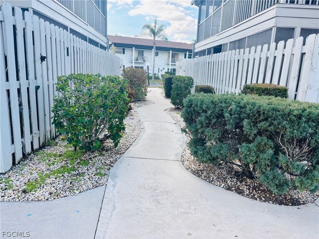 5755 Foxlake DR C, North Fort Myers, FL 33917