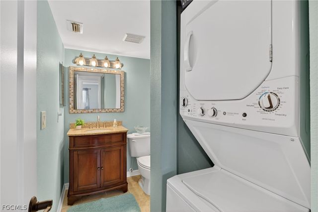 5755 Foxlake DR C, North Fort Myers, FL 33917