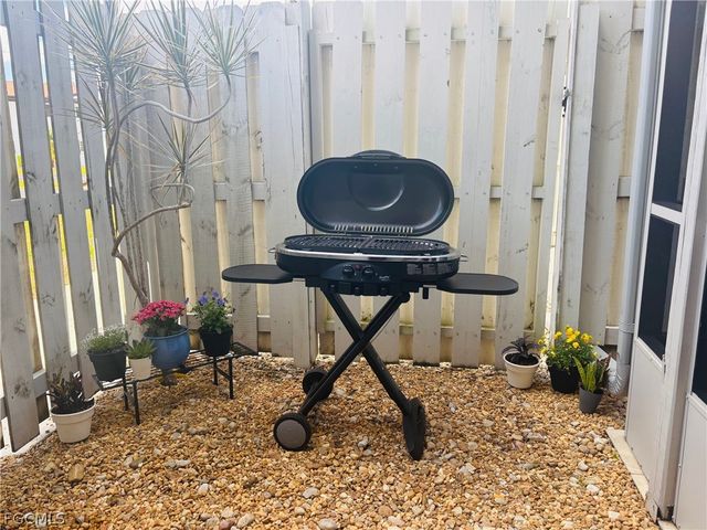 5755 Foxlake DR C, North Fort Myers, FL 33917