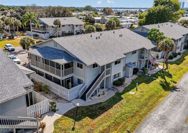 5755 Foxlake DR C, North Fort Myers, FL 33917