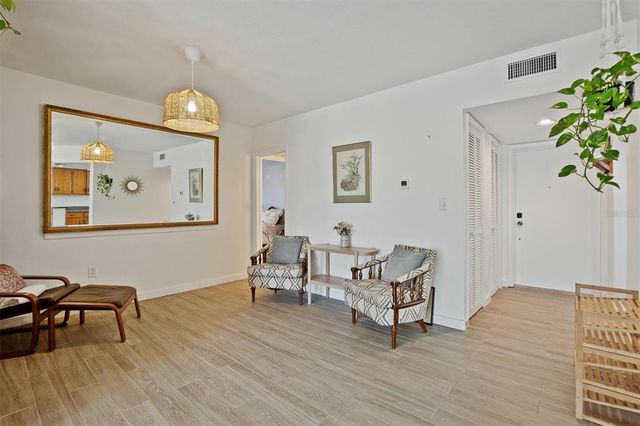1104 COUNTRY CLUB DRIVE A-4, Lake Wales, FL 33898
