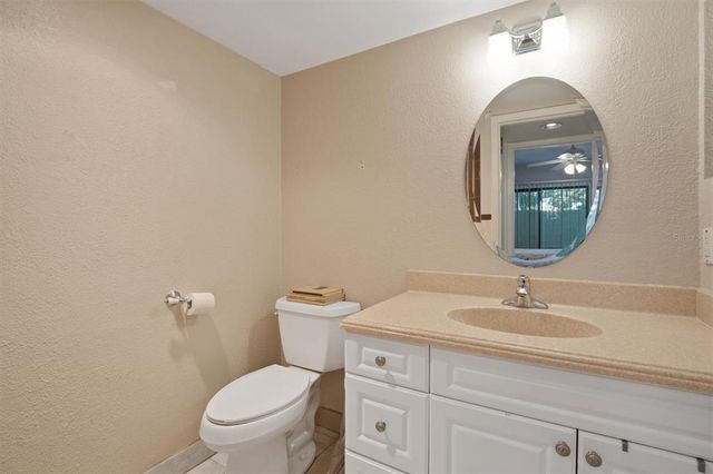 1104 COUNTRY CLUB DRIVE A-4, Lake Wales, FL 33898