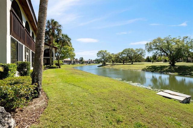 1104 COUNTRY CLUB DRIVE A-4, Lake Wales, FL 33898