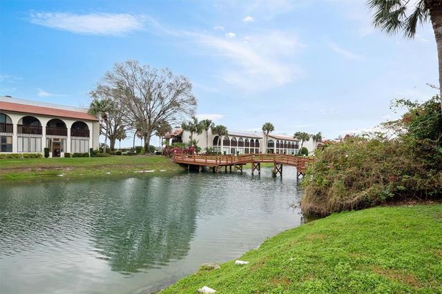1104 COUNTRY CLUB DRIVE A-4, Lake Wales, FL 33898