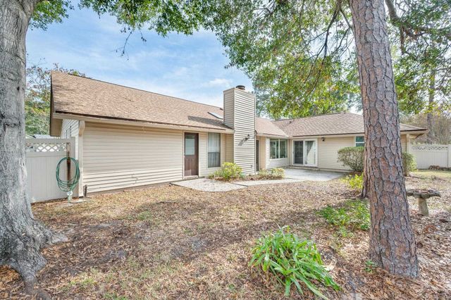 10308 W Nakema Dr, Jacksonville, FL 32257