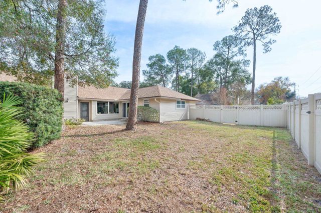 10308 W Nakema Dr, Jacksonville, FL 32257