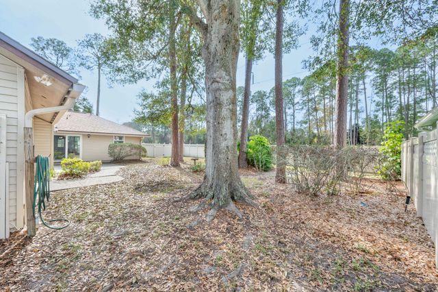 10308 W Nakema Dr, Jacksonville, FL 32257