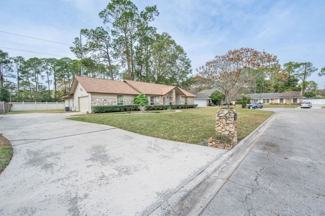 10308 W Nakema Dr, Jacksonville, FL 32257