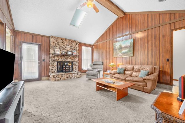 10308 W Nakema Dr, Jacksonville, FL 32257