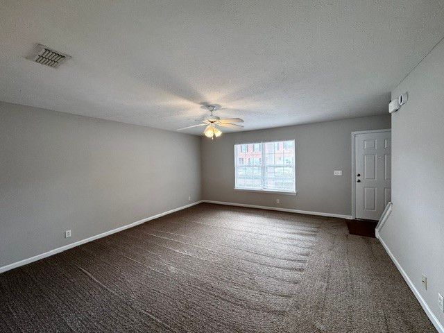 1027 Sitting Bull Xing, Murfreesboro, TN 37128