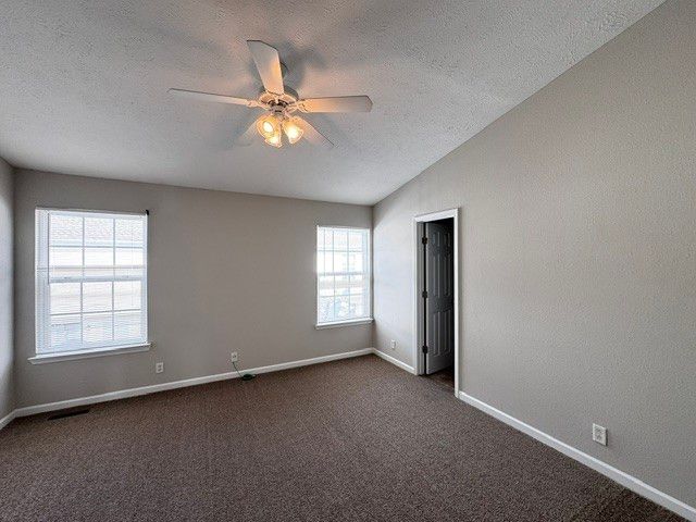 1027 Sitting Bull Xing, Murfreesboro, TN 37128