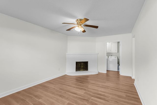 202 Sprucewood Drive, Summerville, SC 29485