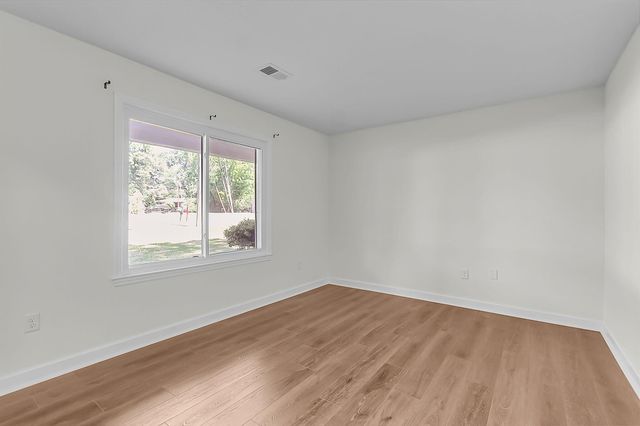 202 Sprucewood Drive, Summerville, SC 29485