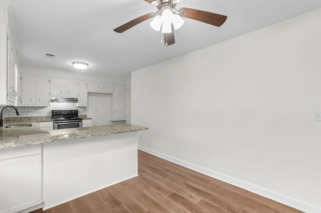 202 Sprucewood Drive, Summerville, SC 29485