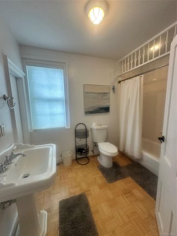 744 Main Street 1, Greenport, NY 11944