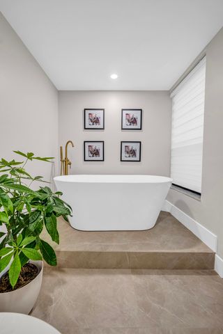 5701 CAMINO DEL SOL 102, Boca Raton, FL 33433