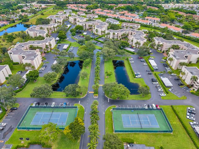 5701 CAMINO DEL SOL 102, Boca Raton, FL 33433