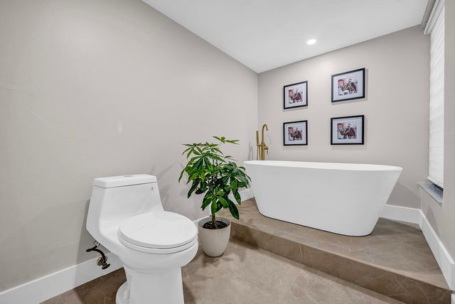 5701 CAMINO DEL SOL 102, Boca Raton, FL 33433