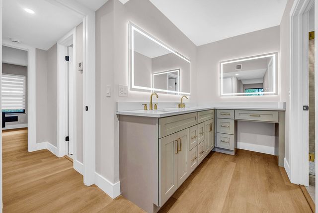 5701 CAMINO DEL SOL 102, Boca Raton, FL 33433